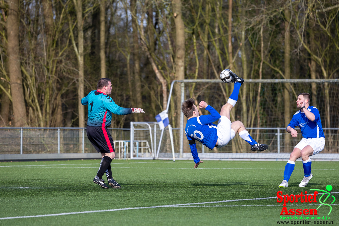 VV LEO 5 vs Weerdinge 3 3 maart 2024 - © Gino Wiemann