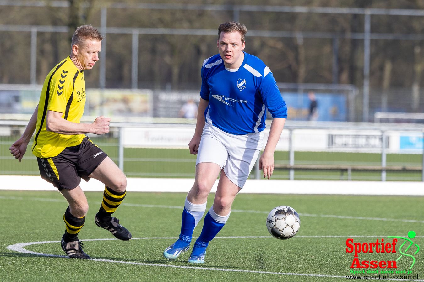 VV LEO 5 vs Weerdinge 3 3 maart 2024 - © Gino Wiemann