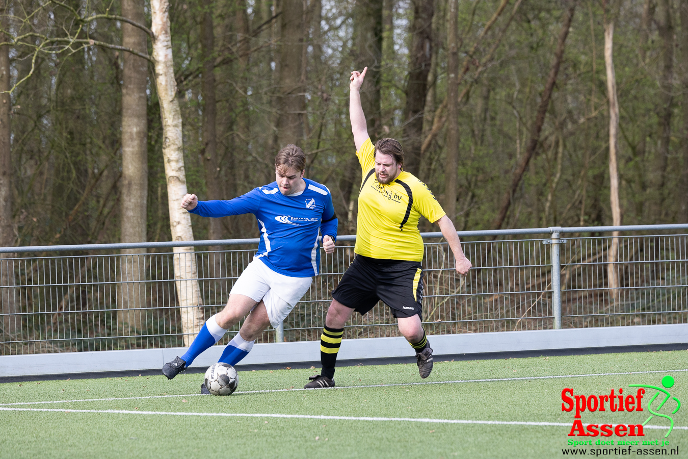 VV LEO 5 vs Weerdinge 3 3 maart 2024 - © Gino Wiemann