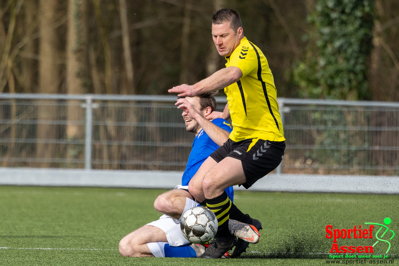 VV LEO 5 vs Weerdinge 3 3 maart 2024 - © Gino Wiemann