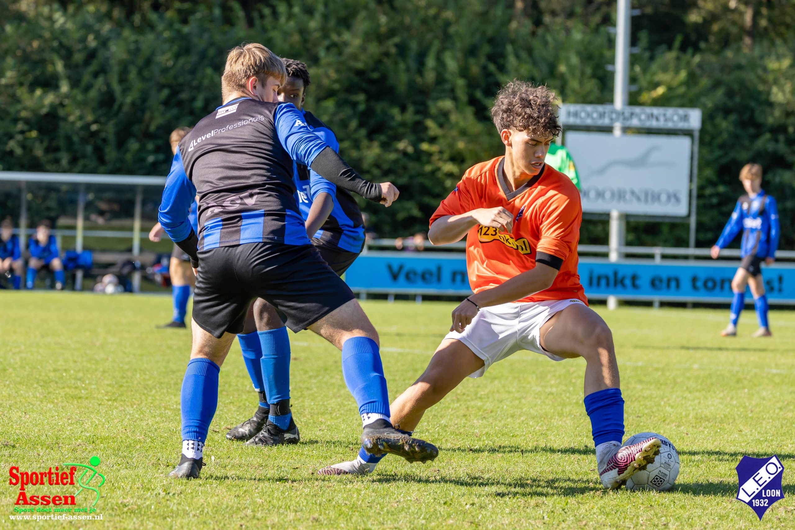 VV LEO JO19-1 vs ACV JO19-2 5 oktober 2024 - © Sportief Assen