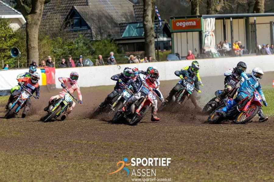 Internationale Grasbaanraces Balkbrug 6 april 2026