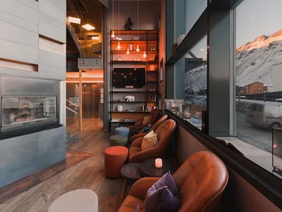 Polfareren lounge 2 Svalbard Sportivo Travel