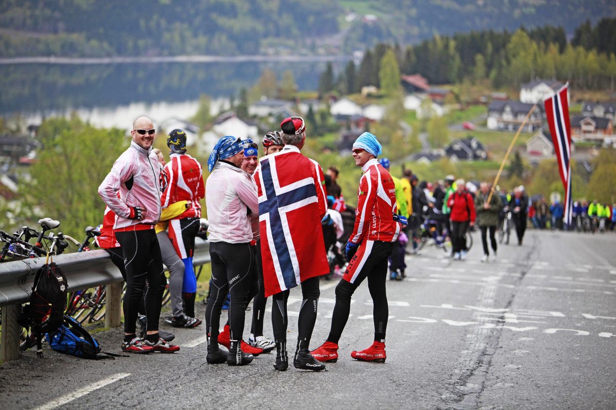 Det var stor stemning i fjorårets ritt og det er høye forventninger knyttet til årets utgave av Glava Tour. Fotograf: Trond Teigen 