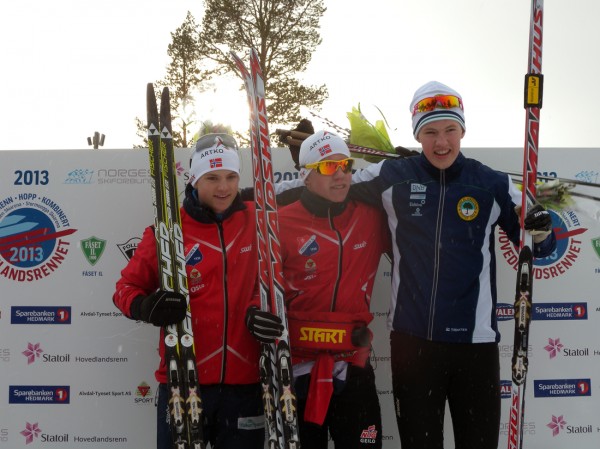 Tre glade medaljevinnere etter sprintfinalen i Hovedlandsrennet på Savalen. Foto: Arnstein Andreassen