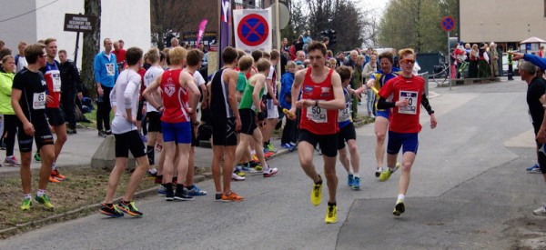 Undheim IL vinner seniorklassen på 56.36, åtte sekunder etter juniorvinnerne. Foto: Njål Ekern