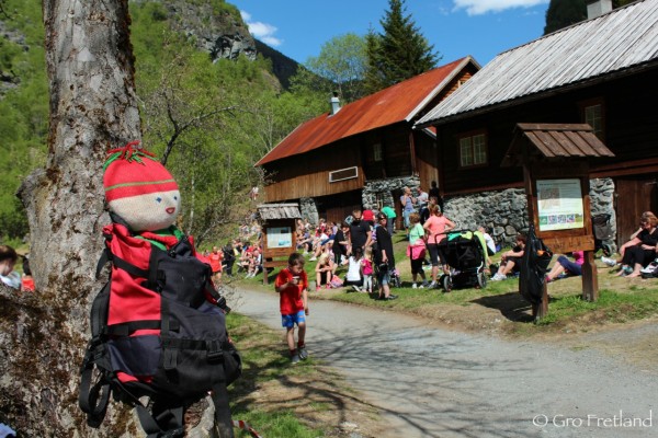 Heile familien blir aktivert i Vettisløpet.