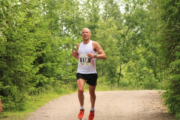 Nordmarka Halvmaraton 2012_Knut-E-Hole