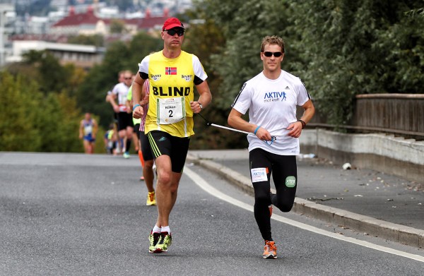 Oslo-Maraton_Haakon-Gisholt_Norsk-mester-halvmaraton