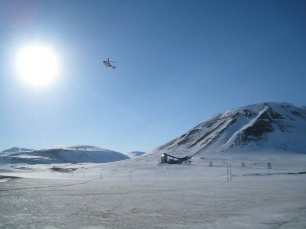 Svalbard-Skimaraton2014-helikopter