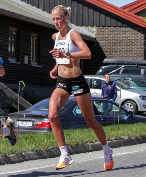 Halvmaraton2014-kvinner-1-Marthe-Myhre-4