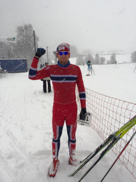 Den satt! Thomas Gifstad kan juble etter å ha vunnet Sørkedalsrennet for andre år på rad. Foto: Arrangøren