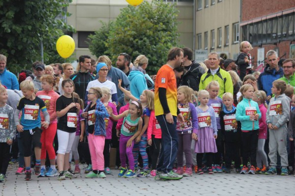 SkiLøpet ble på ny en folkefest i Ski, med 10km, 5km, 2 km og løp for de aller yngste. Foto: Arrangøren