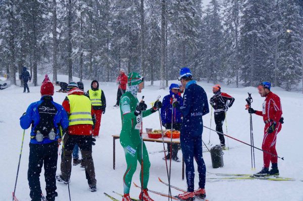 Etter målgang i Grenaderen 20.2. 70 km i knalltøft Krokskogterreng mens snøen lavet ned, nær null grader. Flott opplevelse, men siste mila fra Vassendvika til Ringkollen, som for det meste består av tildels bratte motbakker, under de forholdene, tilhører en av de meste ekstreme kraftanstrengelsene jeg har opplevd som idrettsmann.