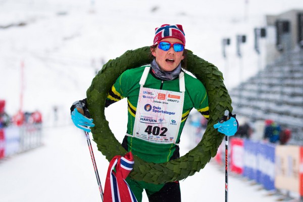 Kristin Antonsen avanserte fra bronse i fjor til seier i årets Holmenkollmarsj. Foto: Arrangøren