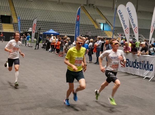 Fornebu2016_10k_frisk-spurt