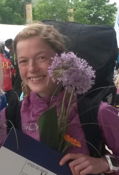 Hilde Aders var meget godt fornøyd etter tredjeplass på Birkebeinerløpet forrige helg. Og selv om hun ikke fikk revansje på Marthe Katrine Myhre, rykket hun et hakk opp på pallen til 2.plass i hjembyen Tromsø (Foto: Frode Monsen)