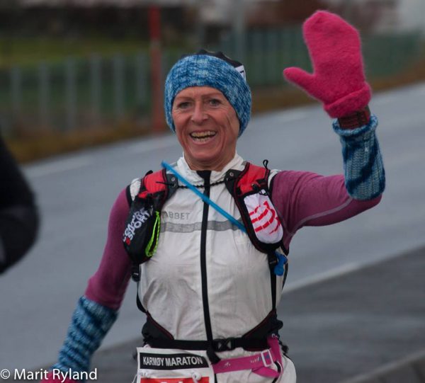 Sprudlende Liv-Berit Jegteberg Lystad fra Drøbak er en av de som løper aller flest maratonløp i Norge, land og strand rundt. http://live.eqtiming.no/23297?focusuid=32469#result:74602-2-923325-1-1-