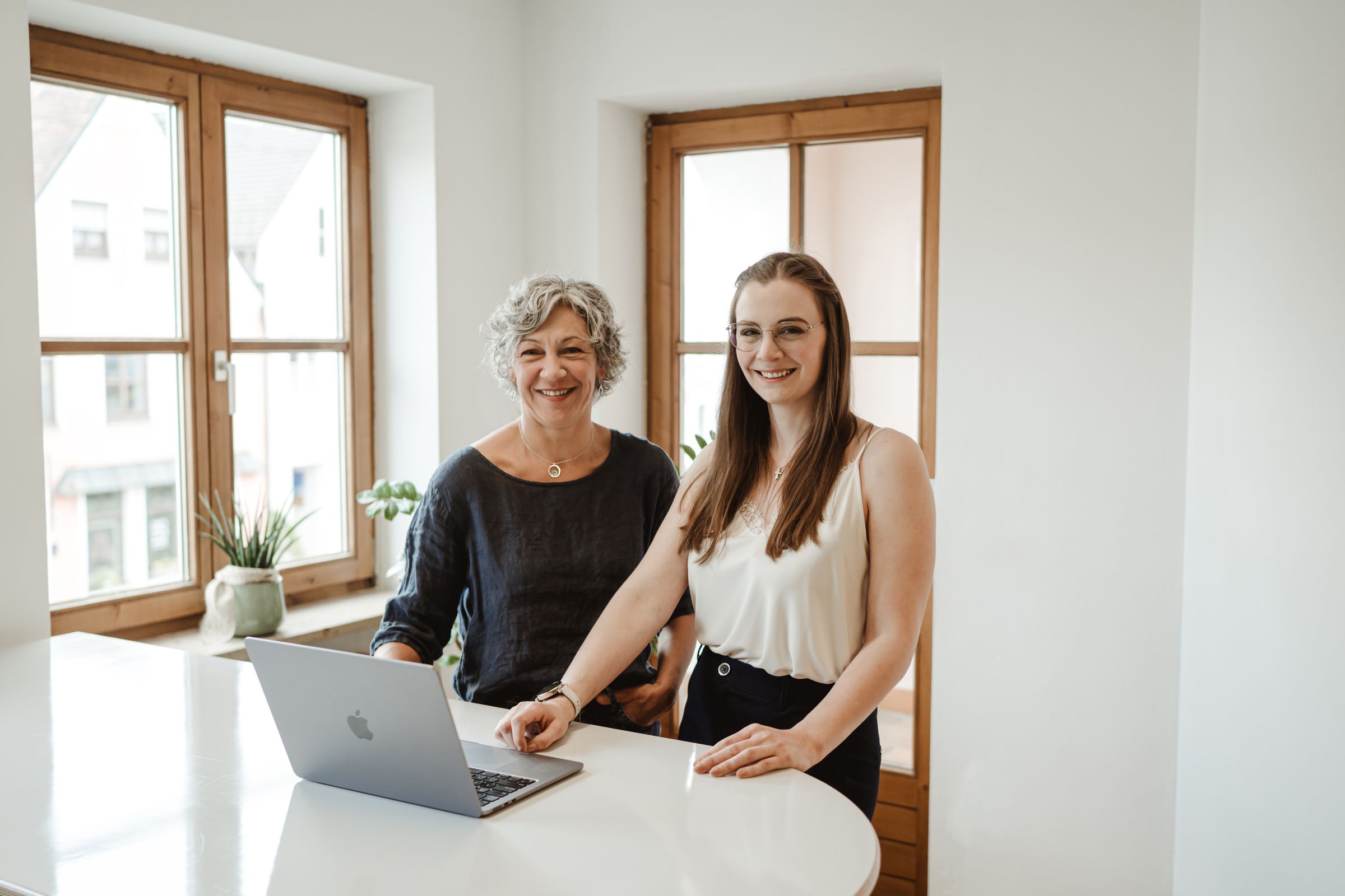 Pia Lehmann & Annette Peter - Thera·pia - Praxis für Sprachtherapie & Logopädie in Schongau