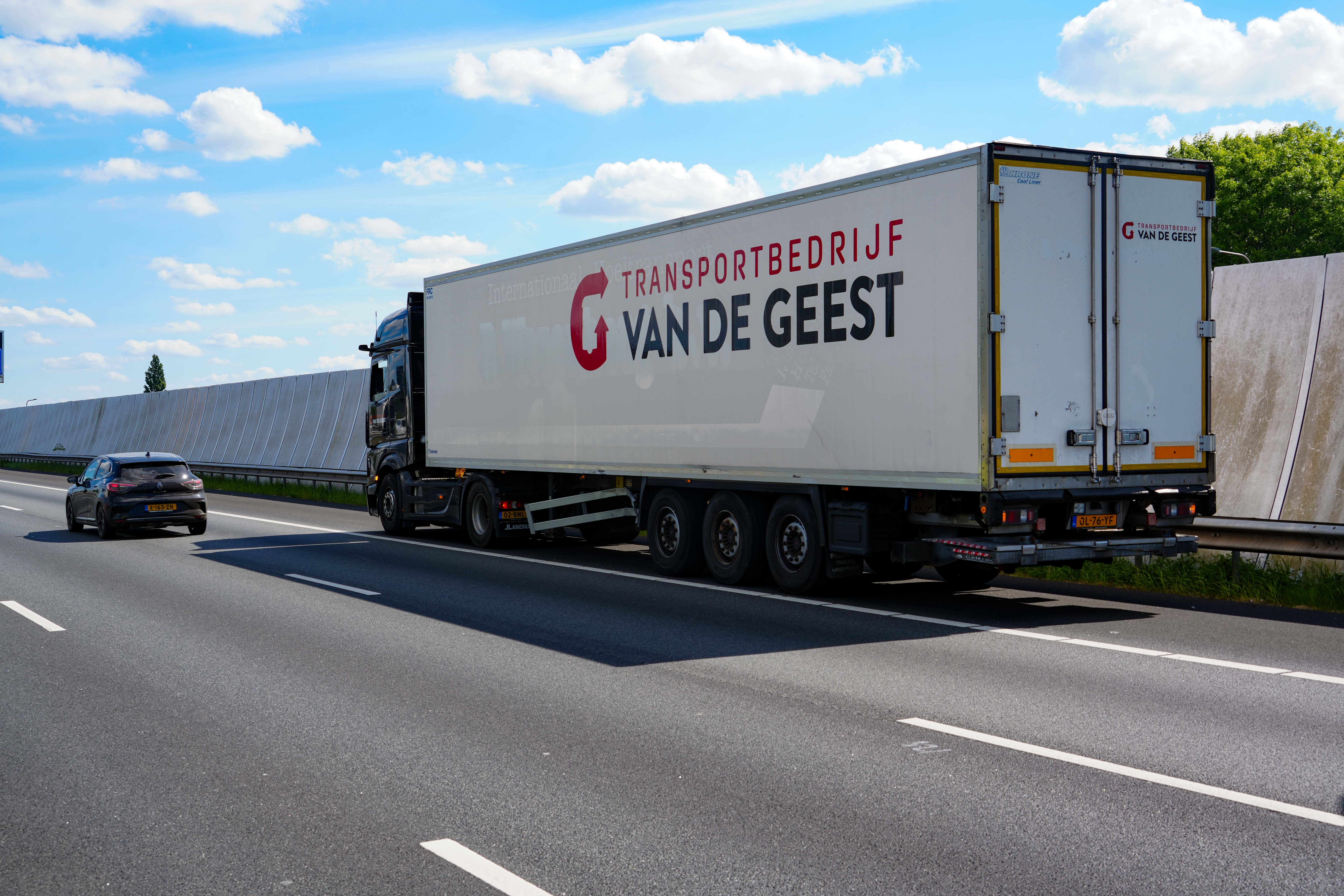 04Wh5RRJQ3th-Dronken-vrachtwagenchauffeur-A28-1.jpg