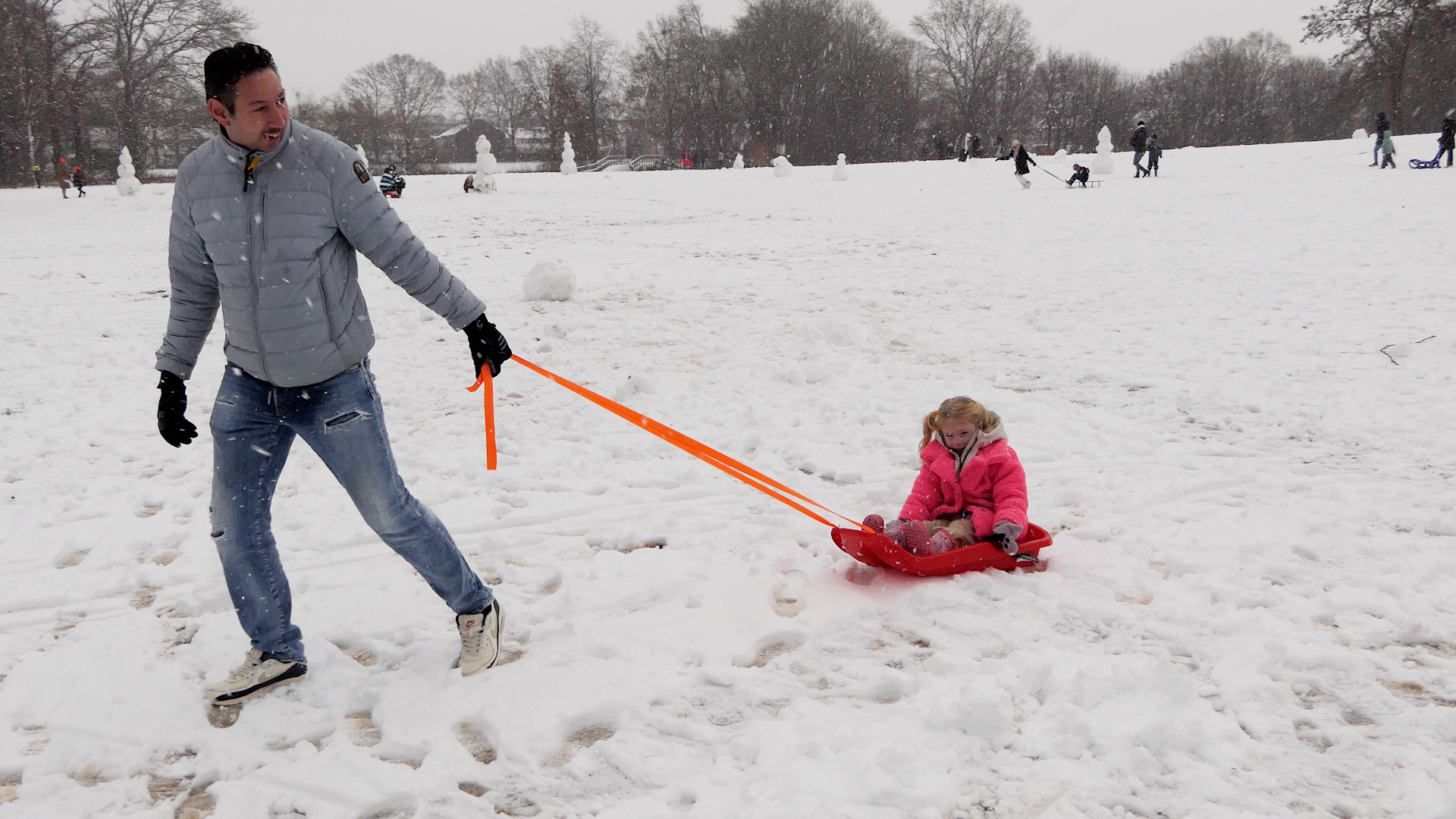M4GxDLHXyd7M-Enschede_sneeuw_2.jpg