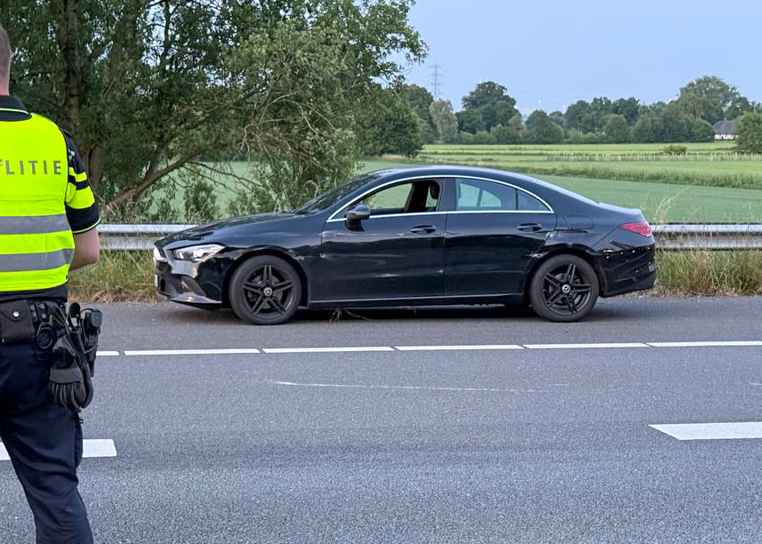 uHHhTIxXcM8L-Motorrijder-A50-7.jpg