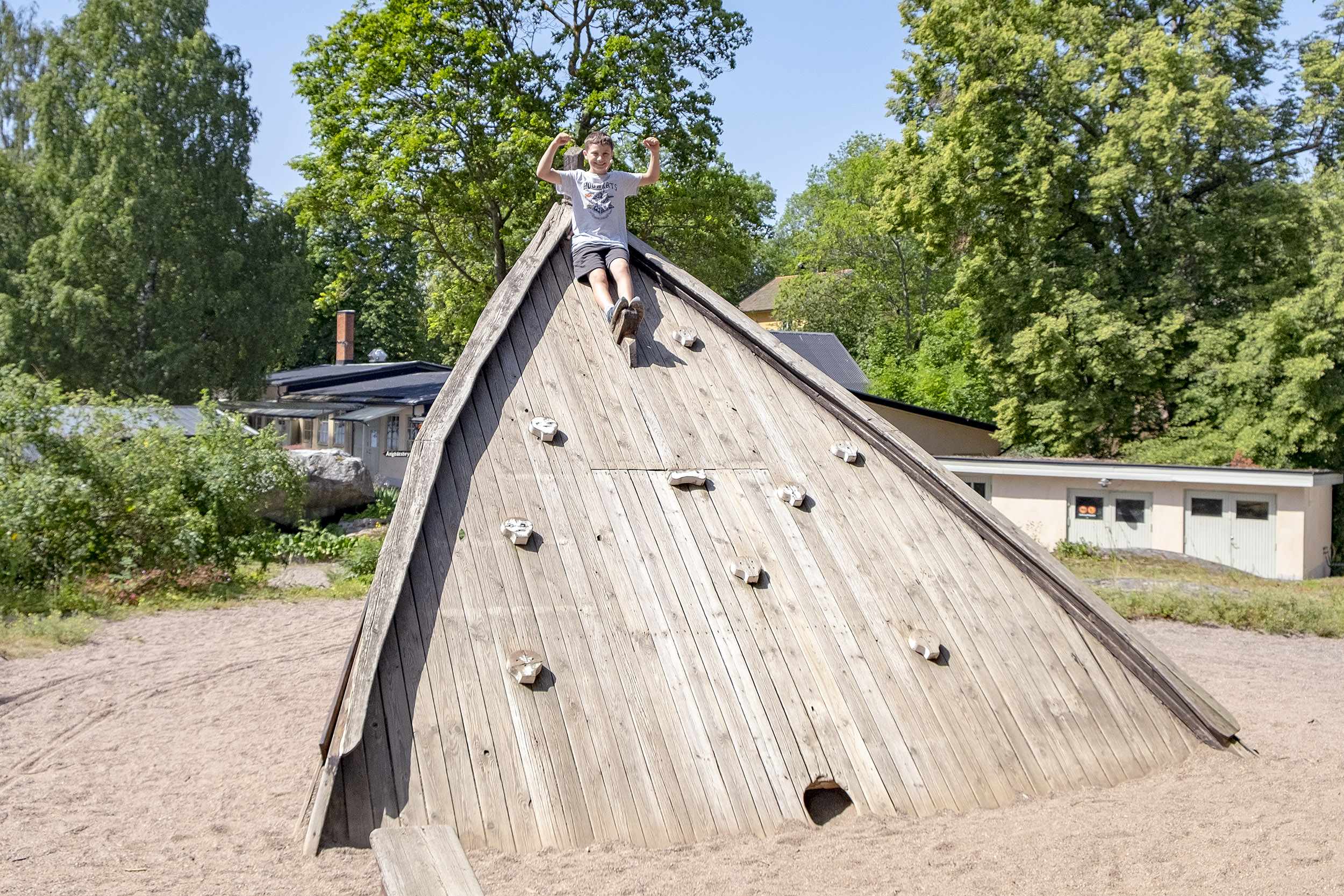 Lekplats Fjäderholmarna Stockholm med barn