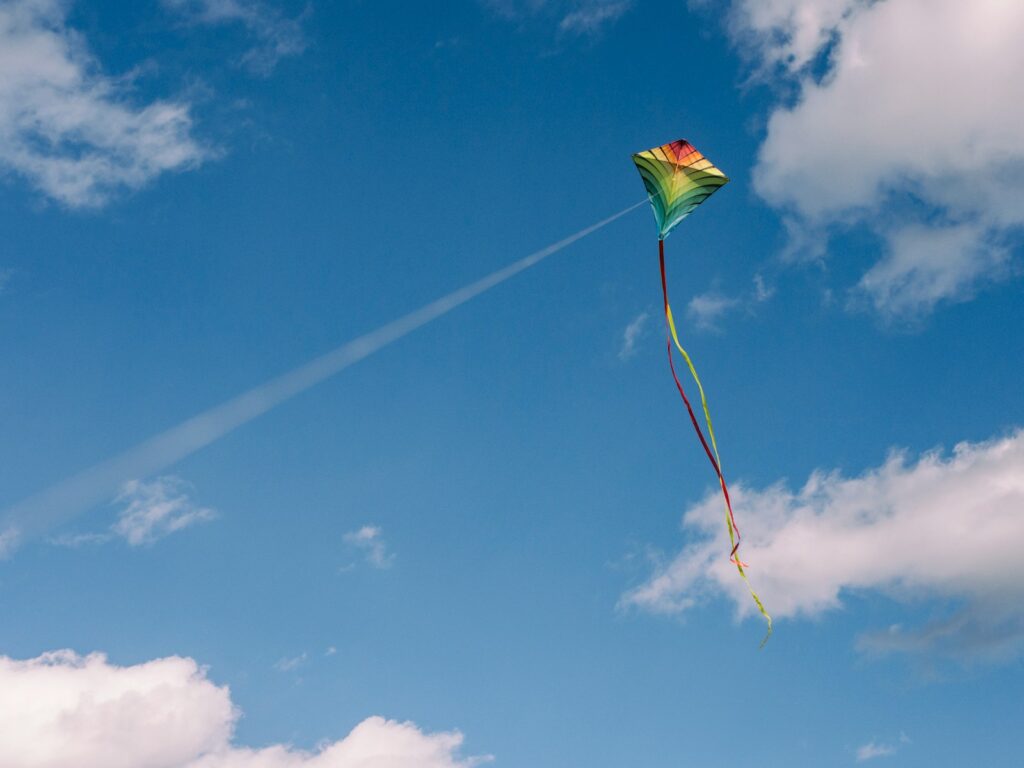green and yellow kite on air cloud gaming World of Mobile Gaming