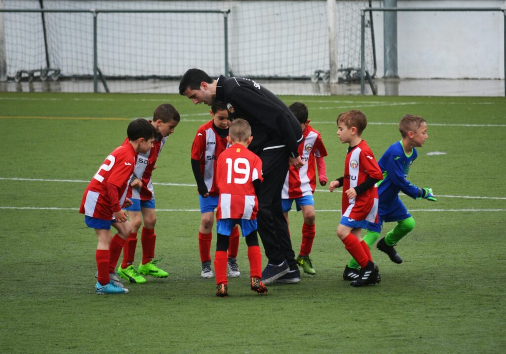 children playing soccer Soccer Online