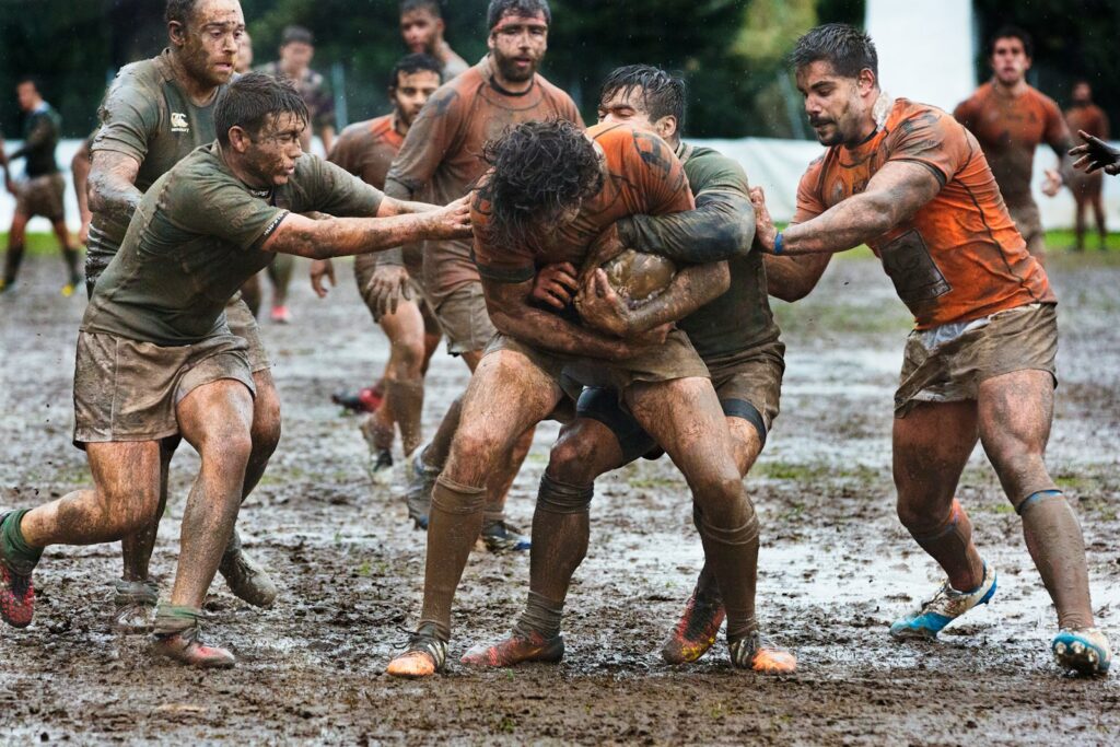 a group of men playing a game of rugby Sports Games Friv5