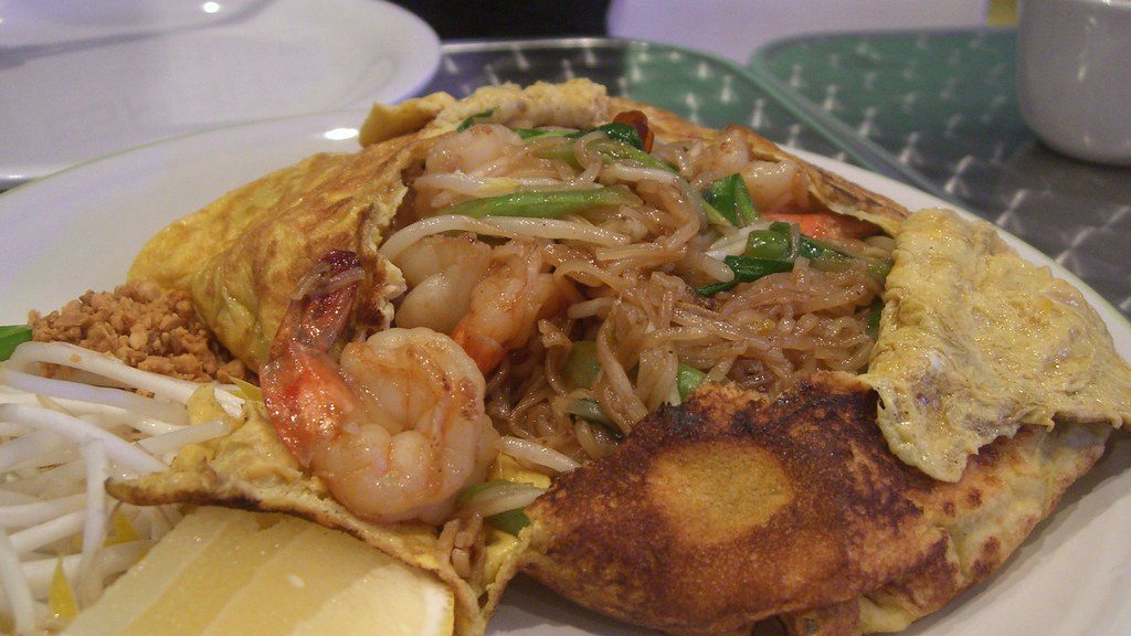 Pad Thai – Thailand. 6 Must-Try Foods from Around the World