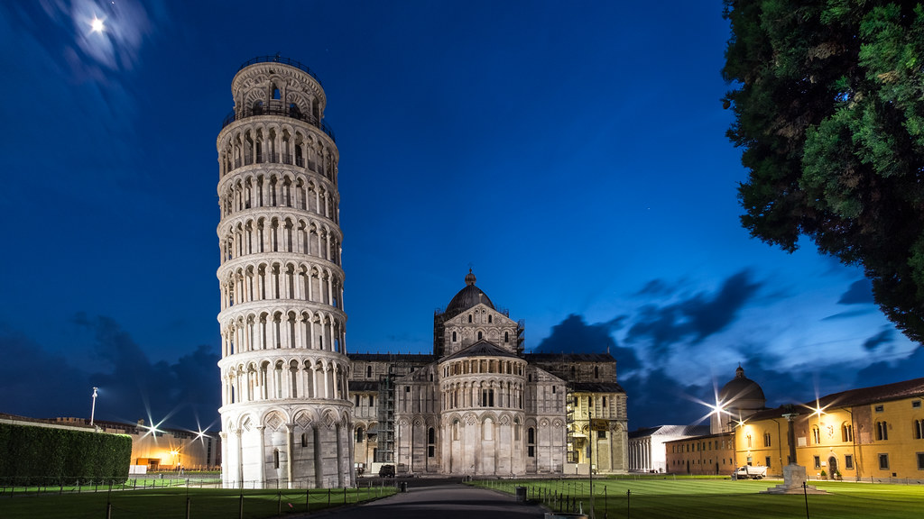 The Leaning Tower of Pisa, Pisa, Italy. 10 Overrated Tourist Spots That Are a Waste of Time