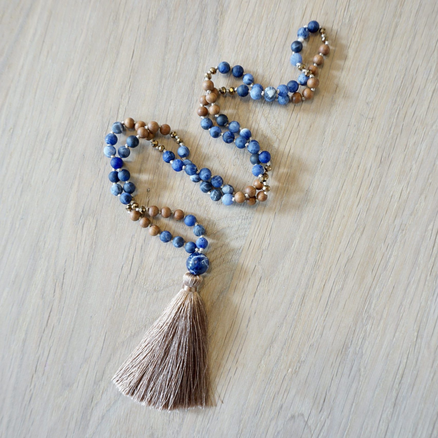 Matte sodalite sandalwood 6mm mala