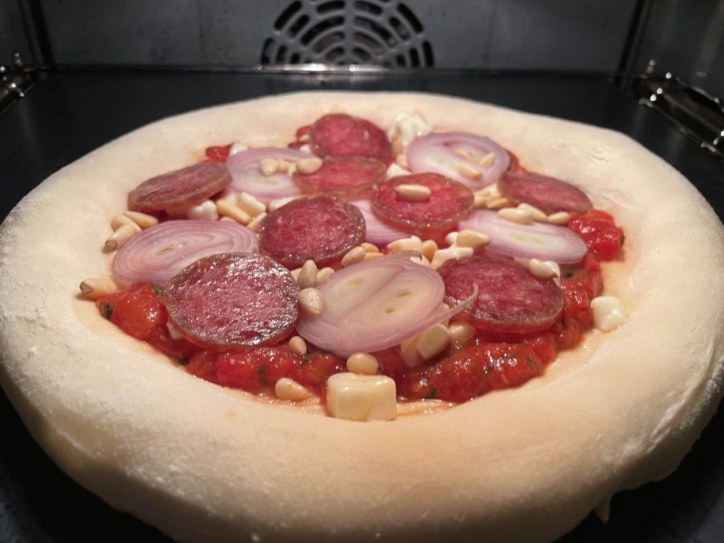 pizza med salami Strolghino fennikel