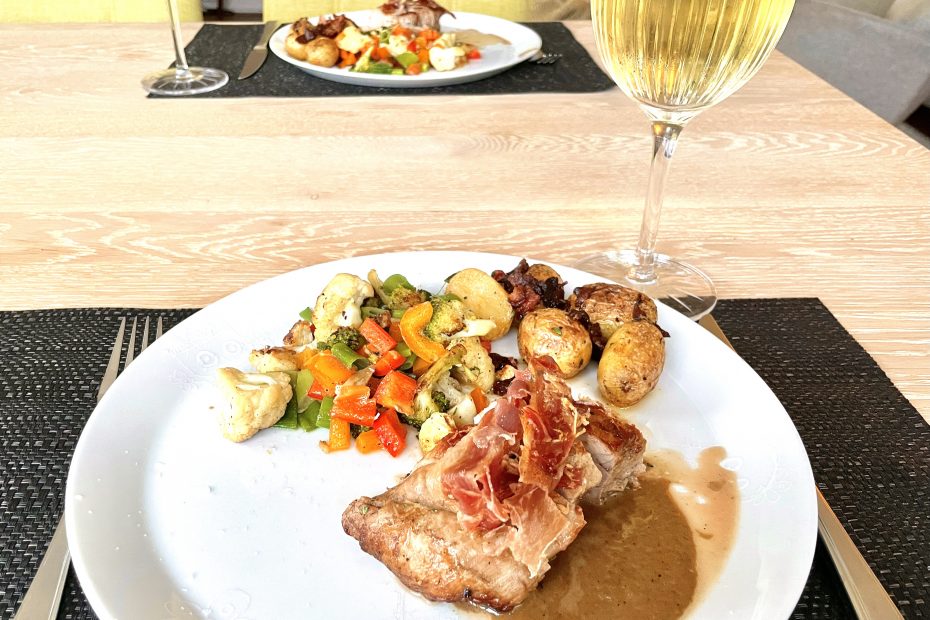Svin indrefilet med baconbakt potet