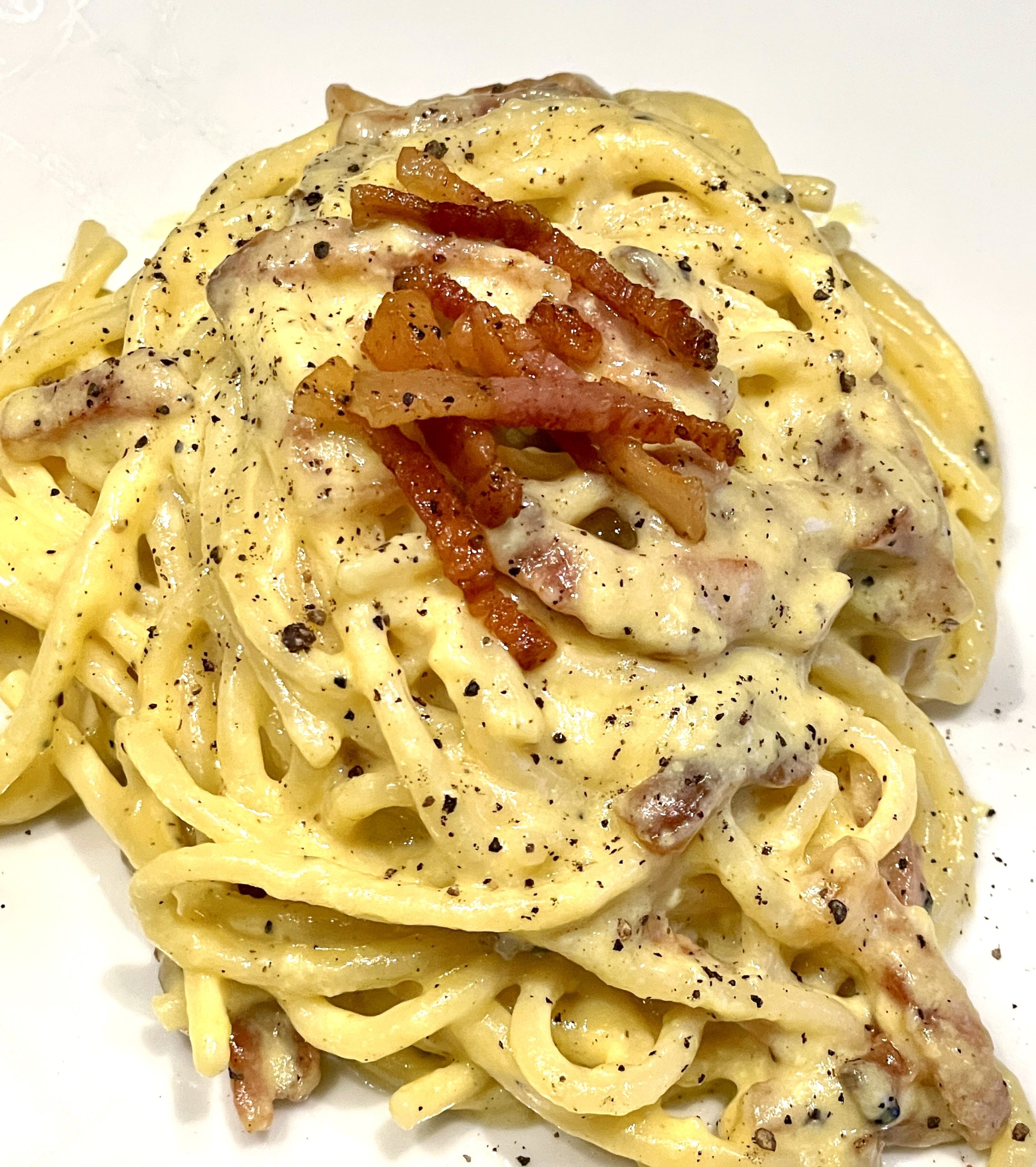 Pasta carbonara slik den skal lages – Steike god mat