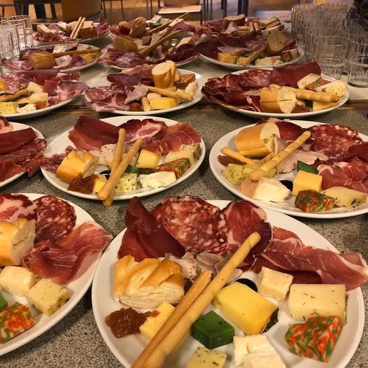 Italiensk delikatessprovning 1 camarda tallrik