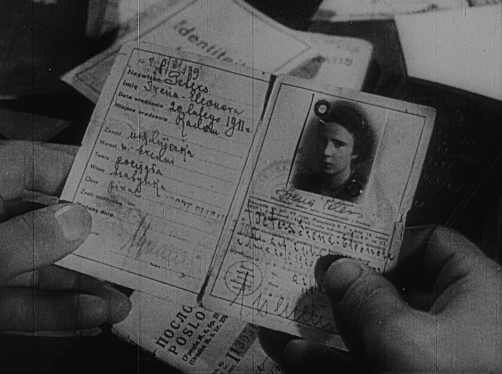 Passport of a Jewess Passport of a Jewish woman murdered in Majdanek concentration camp