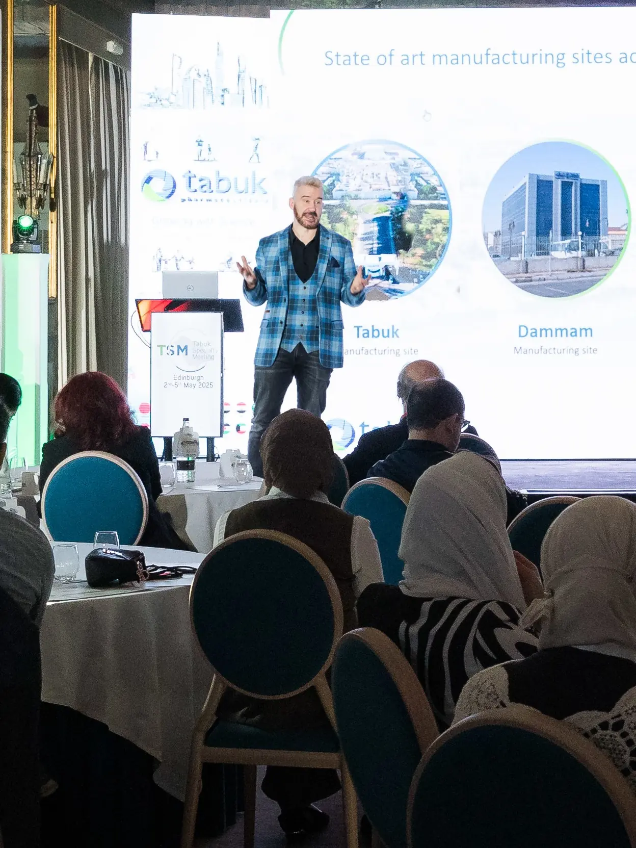 Steve McKenna hosting a live event in Edinburgh