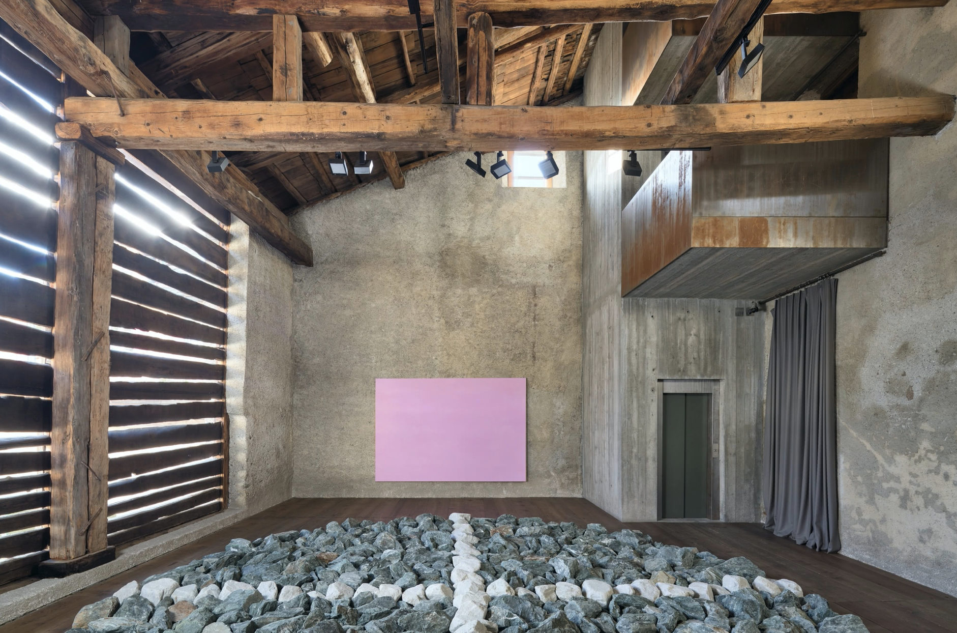 Dan Walsh, Hamish Fulton, Martina Klein – St.Moritz Art News