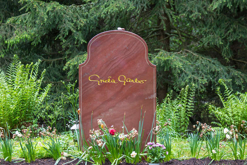 tomba di Greta Garbo a Skogskyrkogården