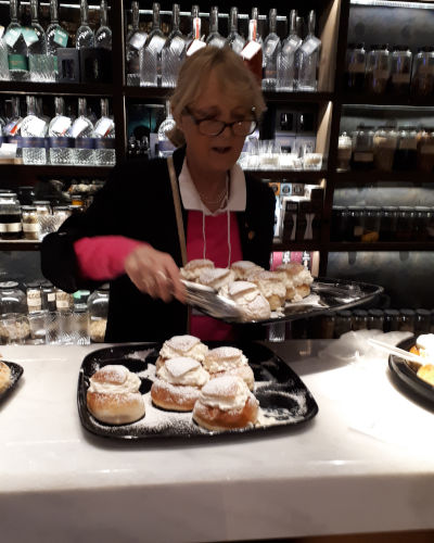 Semlor, i dolci svedesi del martedì grasso: la storia e la ricetta dei semlor