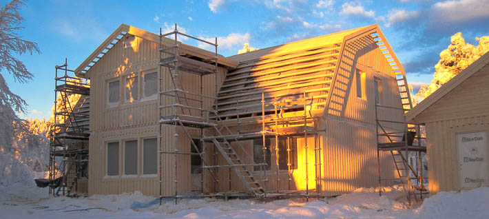 Tvåplanshus med brutet tak till Kiruna