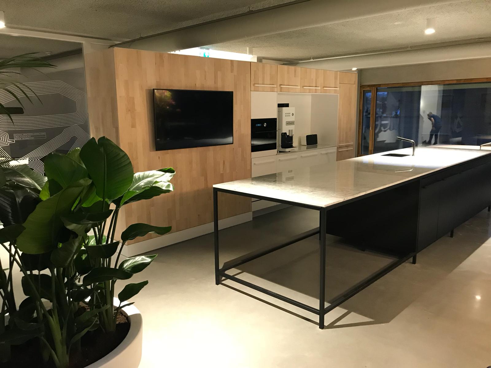 Marmer Keukenblad Bianco Carrara €199,- p/m¹