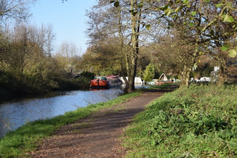 River Stort footpath