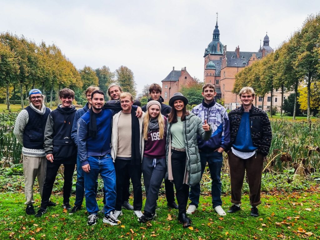 StreetX gruppebillede af alle parkour instruktørerne