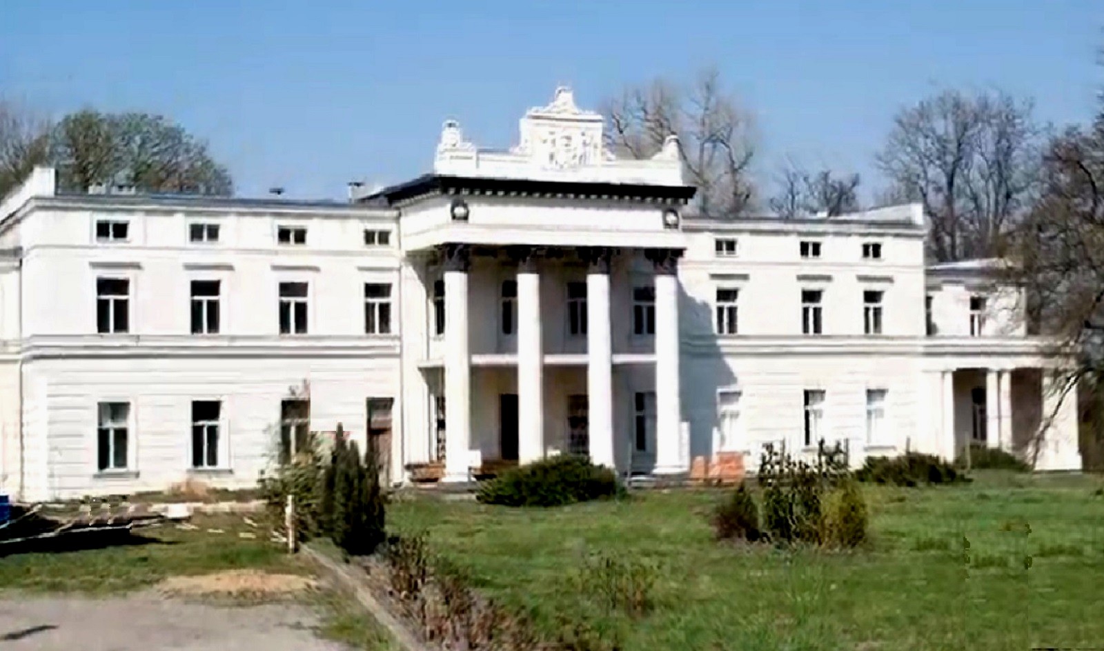 pałac Żółtowskich Głuchów