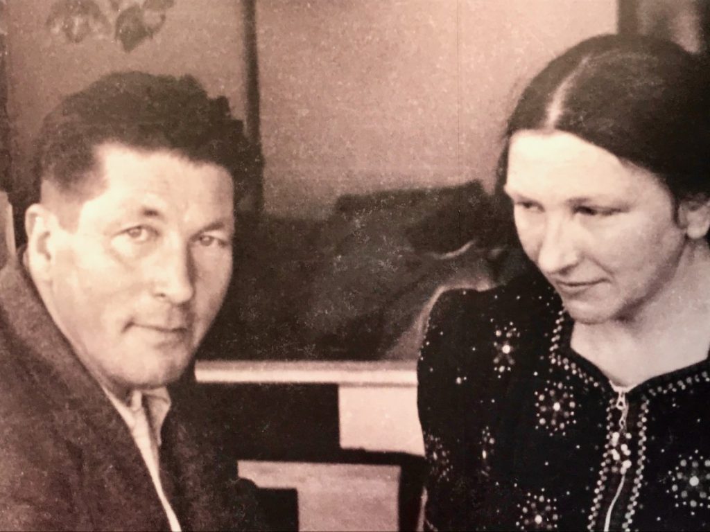 Jan Brokken, “De weemoed van de reiziger”, uitgegeven door atlas