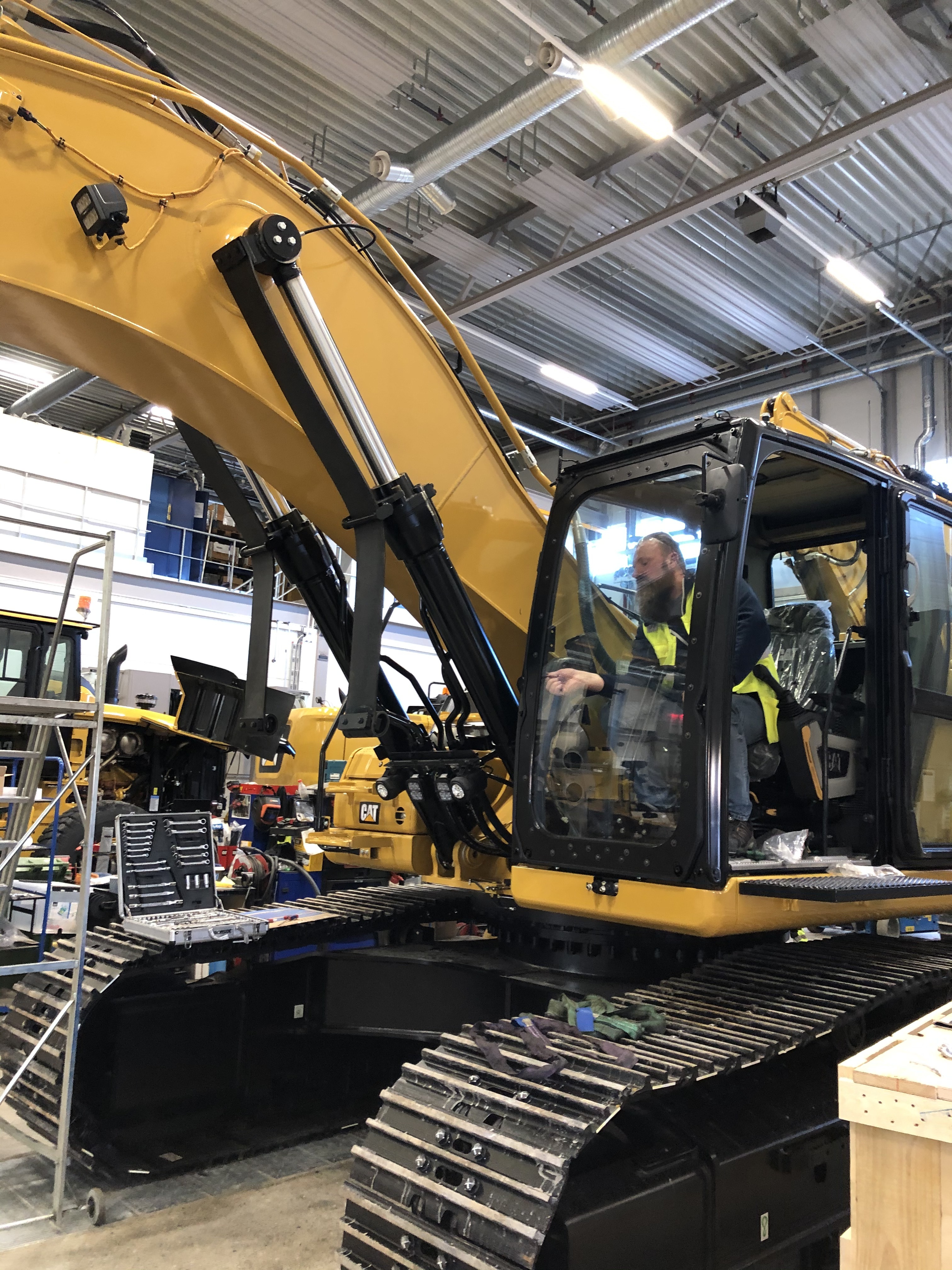 Pon Equipment / Caterpillar Strigin Säkerhetsglas