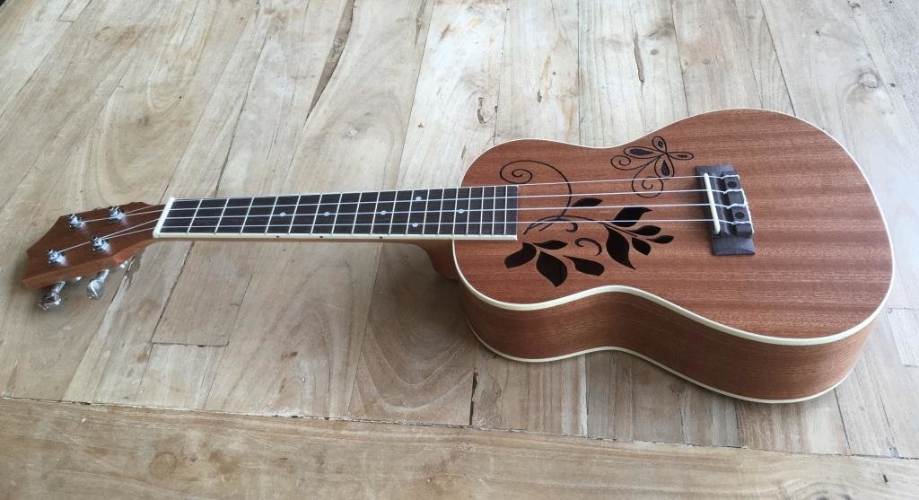 Calista 23DL "Leaves" SPL concertukulele